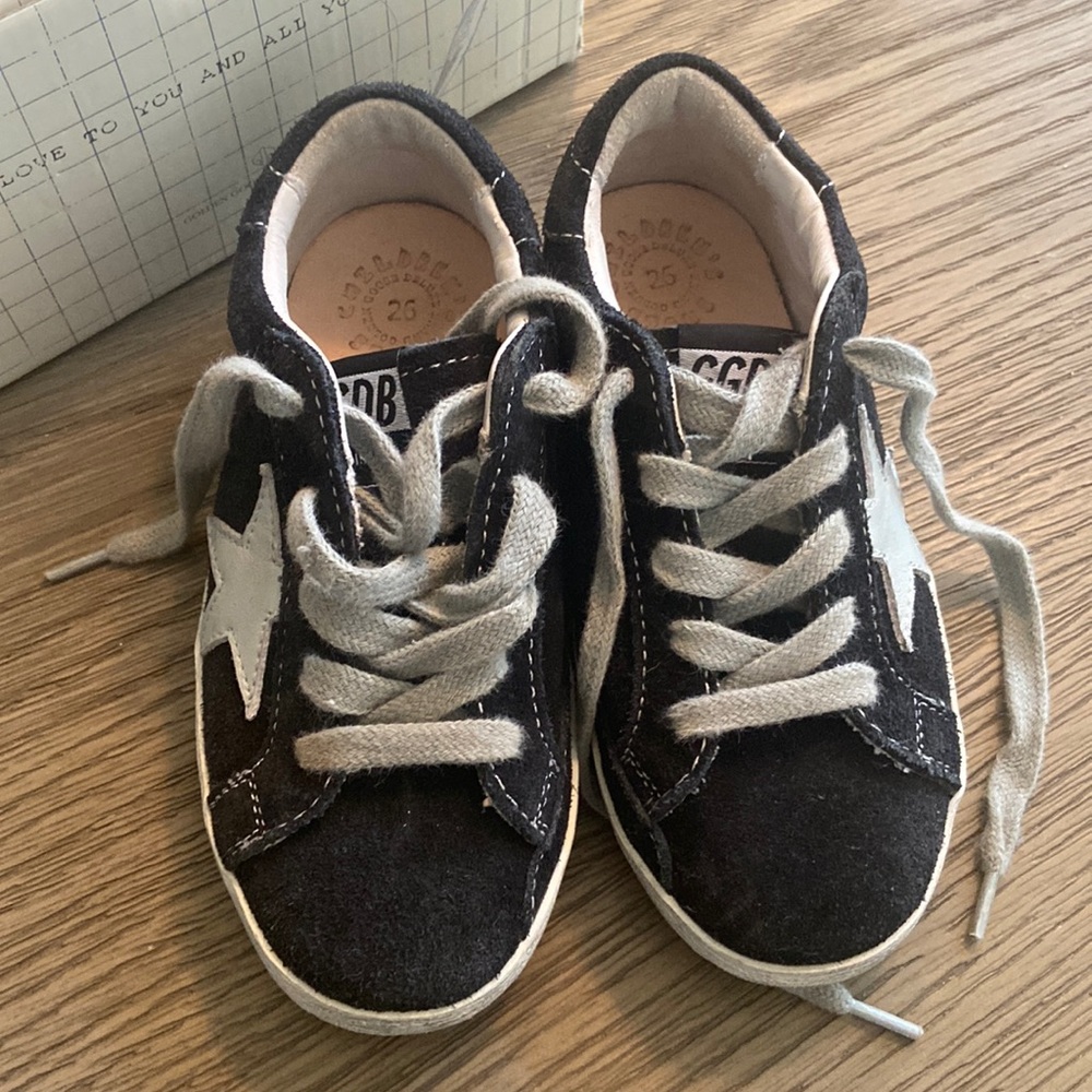 Golden goose superstar kids size 26 / 9
